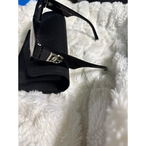 Dark Grey Cat Eye Sunglasses main image 7